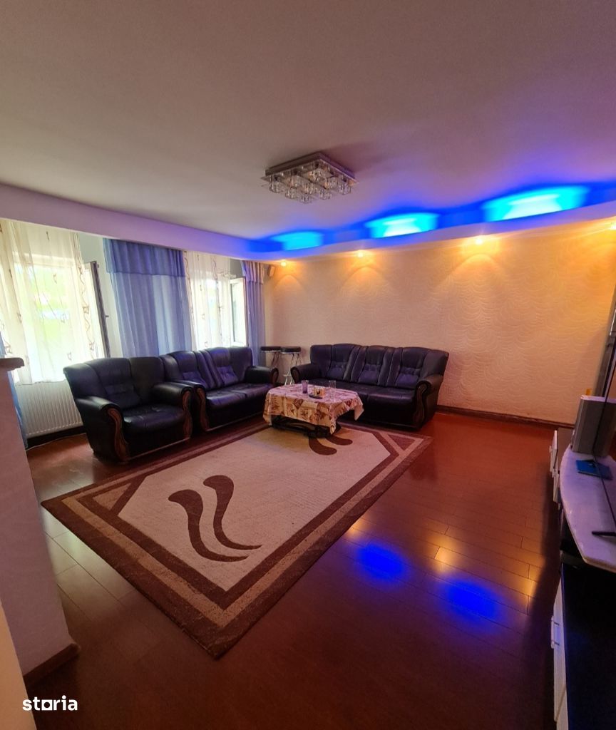 Apartament 4 camere, Paltinis,98mp,parter