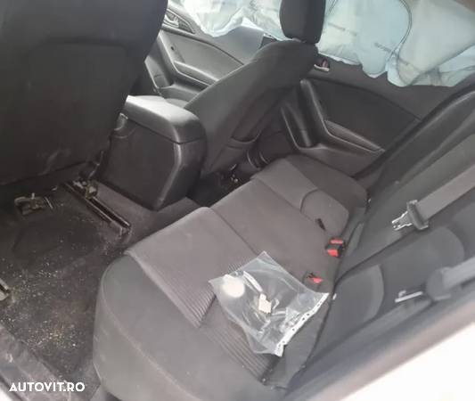 timonerie grile bord oglinda retrovizoare interior Bara spate fata armatura haion portbagaj capota far tripla stop stanga dreapta trager Mazda 3 BM  2015 motor 2.2d  SH dezmembrez piese - 5