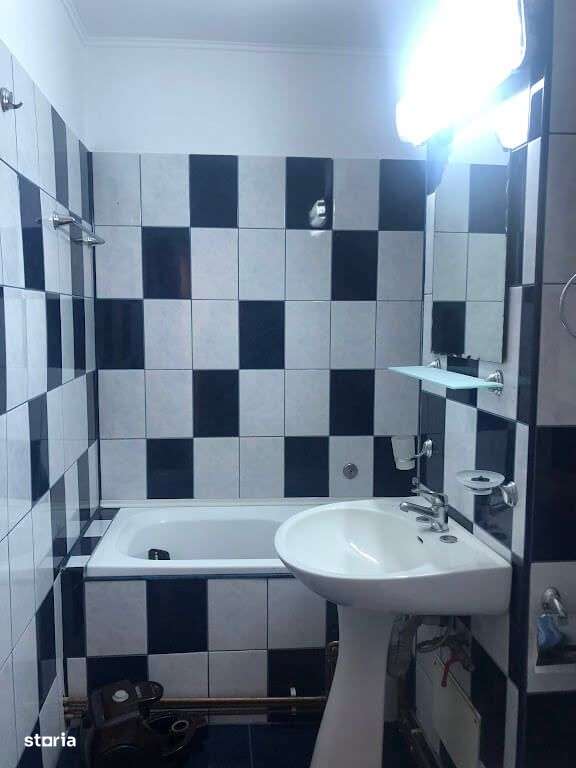 Ofer inchiriere ap 3 cam ultracentral, mobilat si utilat, 550 euro - Imagine principală: 5/19