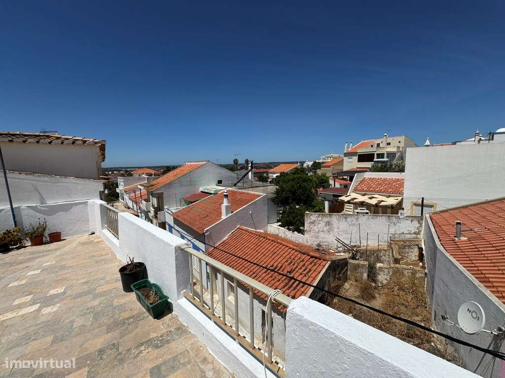 Apartamento t1 à venda na Rua da Capelinha-17