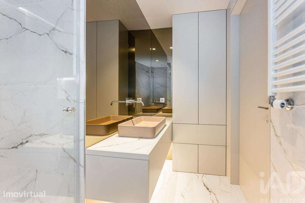 Apartamento T2 em São Félix da Marinha de 95,00 m2 - Grande imagem: 3/28