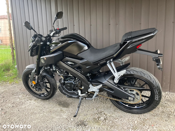 Yamaha MT - 24