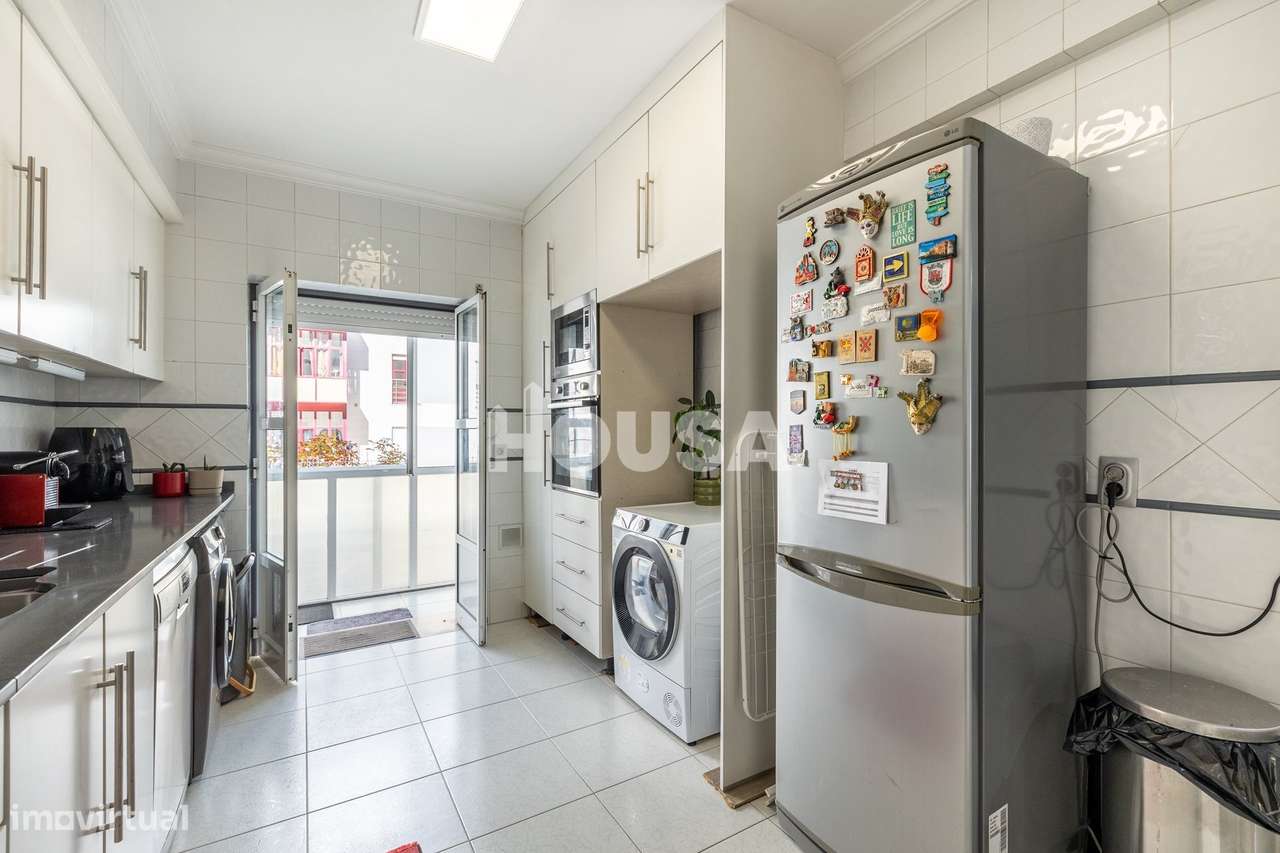 Apartamento T3 com Sótão, Garagem e Terraço – Nova Leiria-18