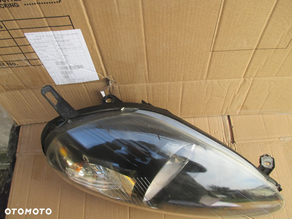 Lampa przód prawa FIAT GRANDE PUNTO VALEO EUROPA - 2