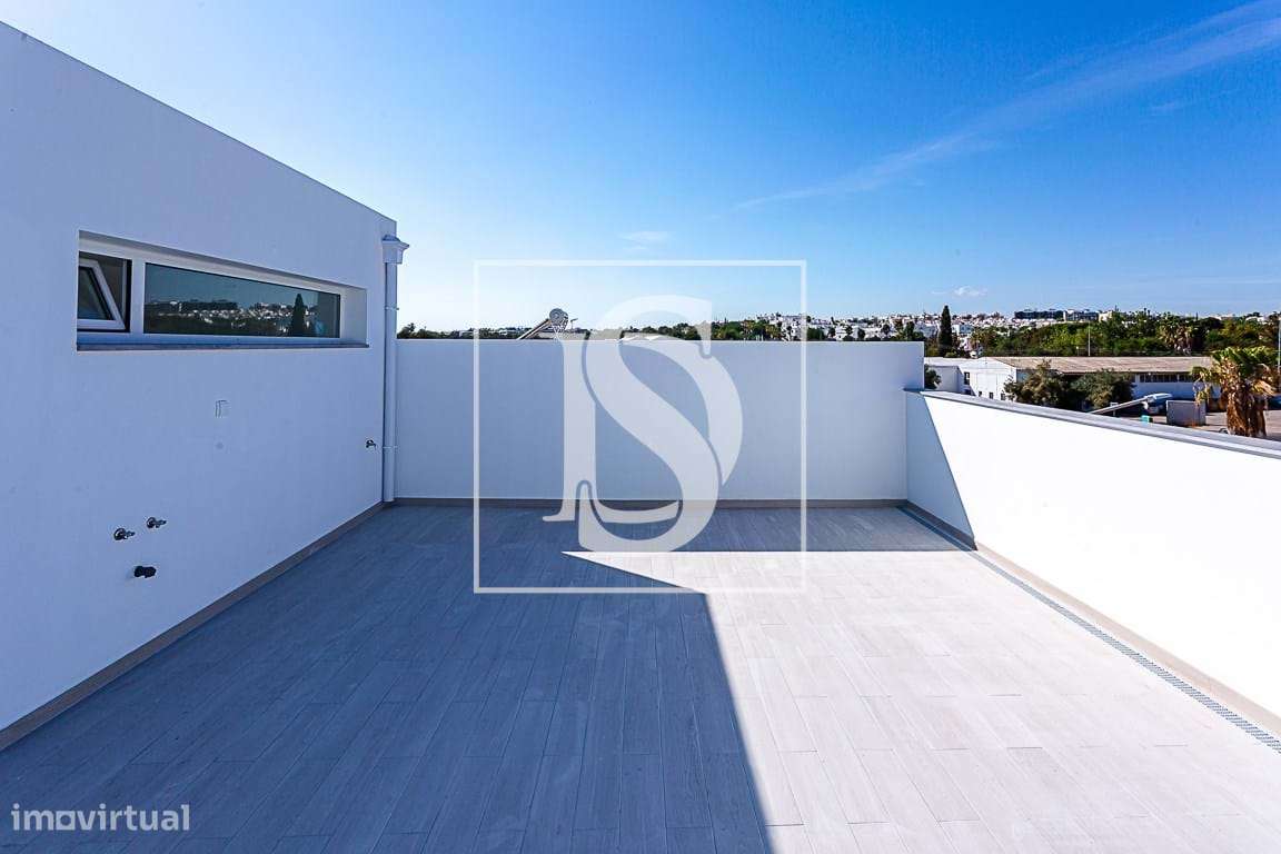 Moradia T4 moderna e exclusiva em  Tavira!-25