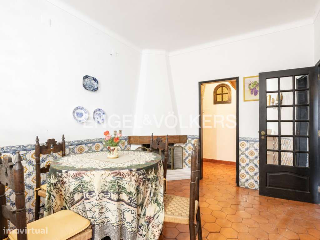 Excelente moradia T6 com AL situada no centro de Almeirim-24