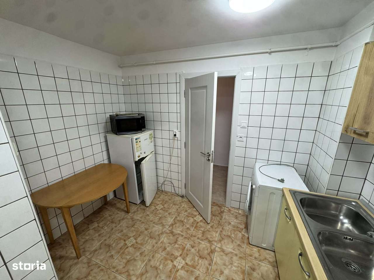 Chirie apartament 3 camere decomandate , mobilat-utilat , Micro 16 - Imagine principală: 5/10