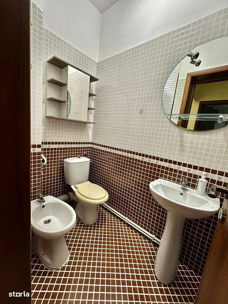 Apartament 3 camere bloc nou Gavana etaj 1 si parcare. - Imagine principală: 5/9
