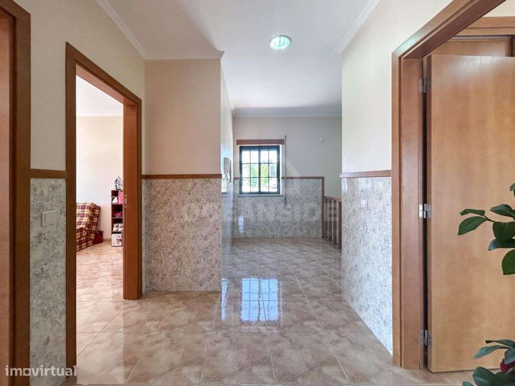 Moradia T4 independente em Castelo Branco-35