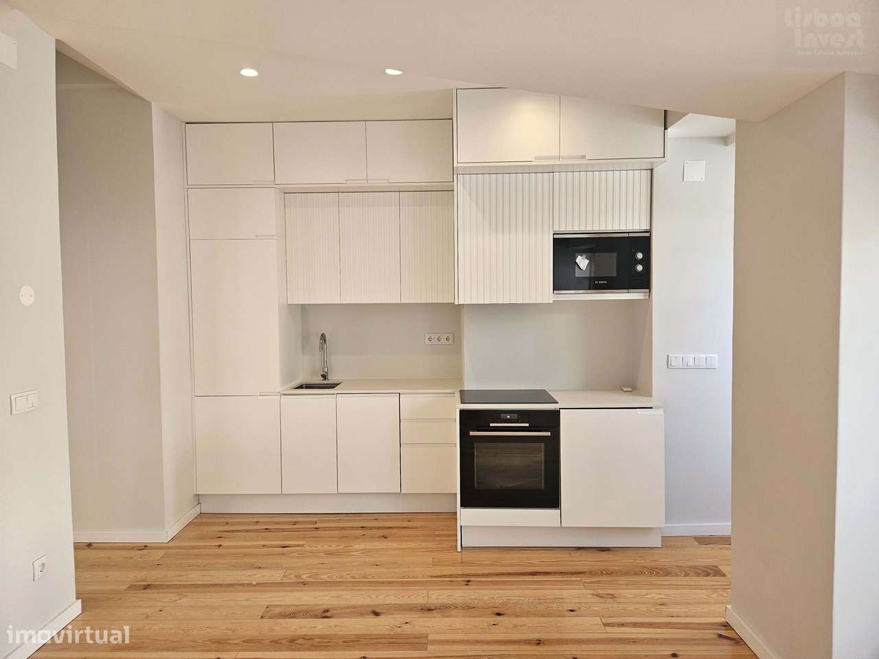 Vendo T2 completamente remodelado em Predio Remodelado-5