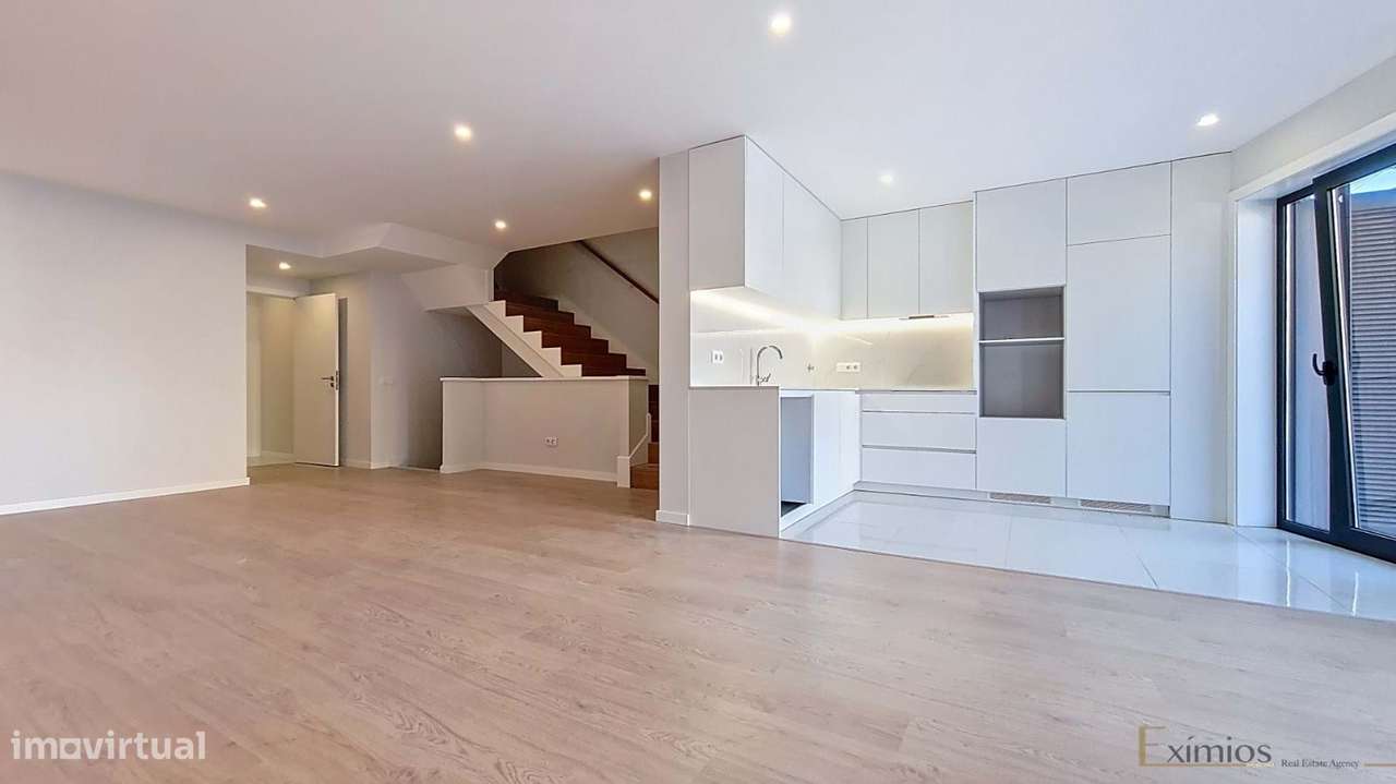 Apartamento T3 Duplex novo, no centro da Póvoa de Varzim - Grande imagem: 1/20