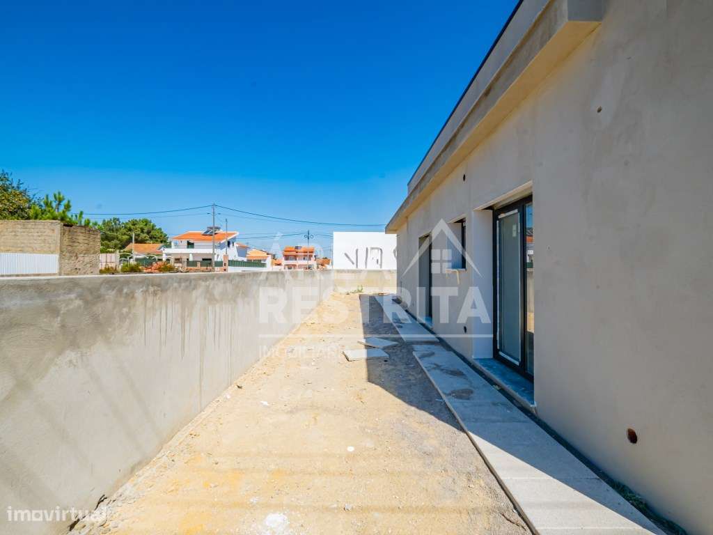 Moradia Térrea T3 nova-8