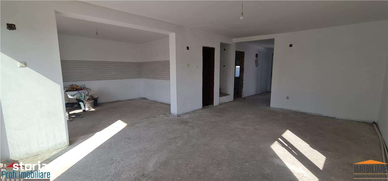 Vila P+M, Vladi, Cart.Europa 4-5 dormitoare, 193mp-15