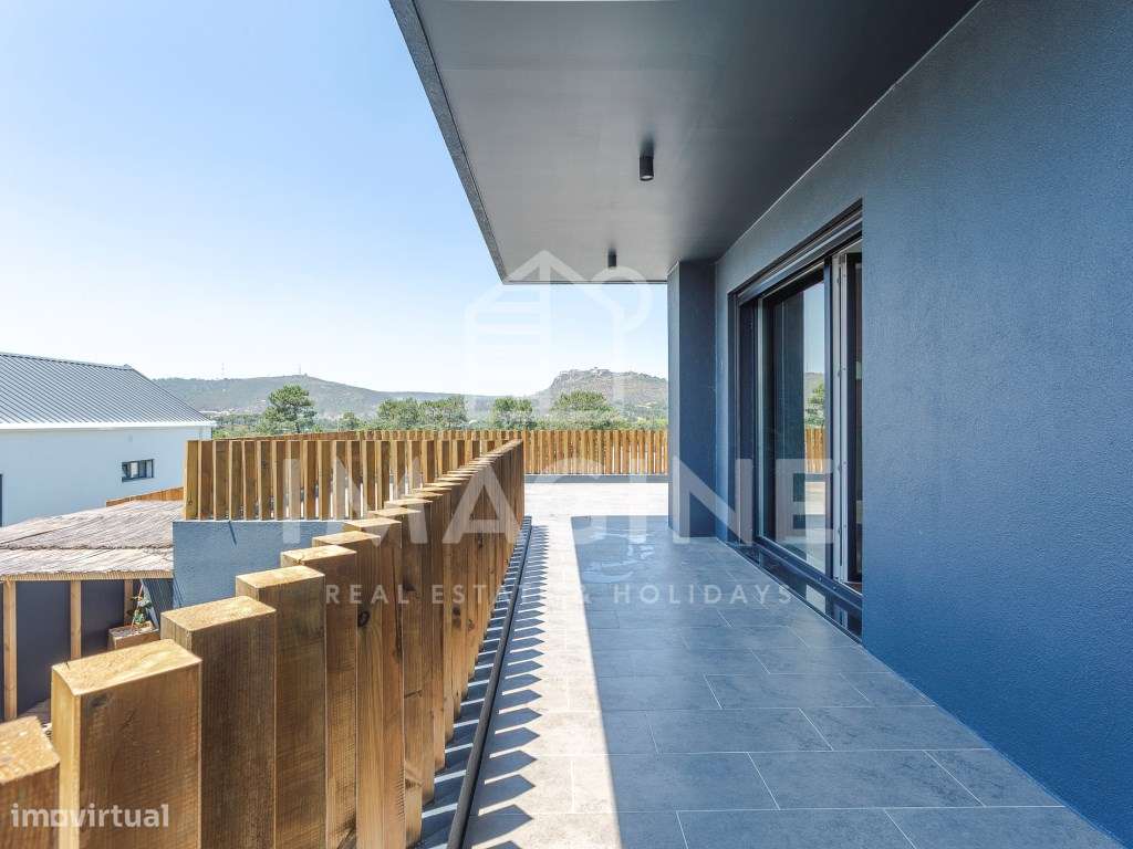 Moradia V2, de Arquitetura Moderna com Piscina e jardim - Urbanizaç...-55