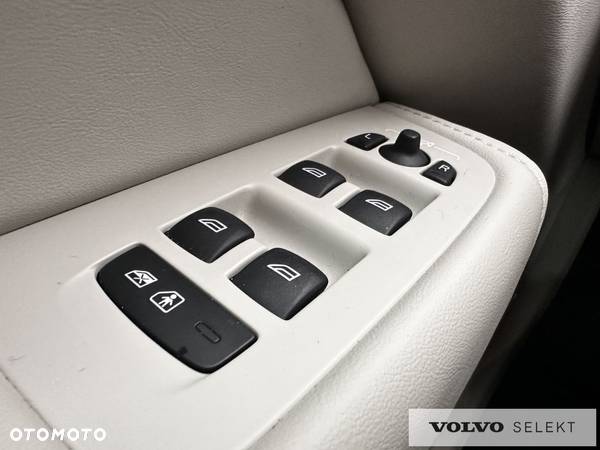 Volvo XC 60 - 13