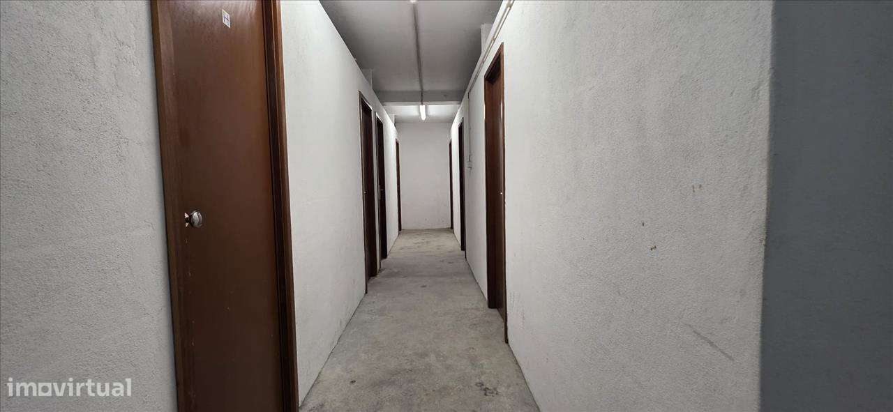 Apartamento T1 + Arrecadação Paço de Sousa (Penafiel)-16
