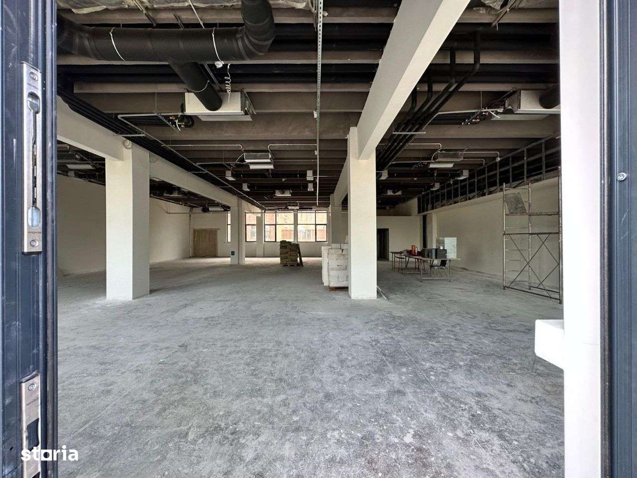 Spatiu comercial, birouri, de la 50mp la 1200mp, zona Carrefour - Imagine principală: 4/6