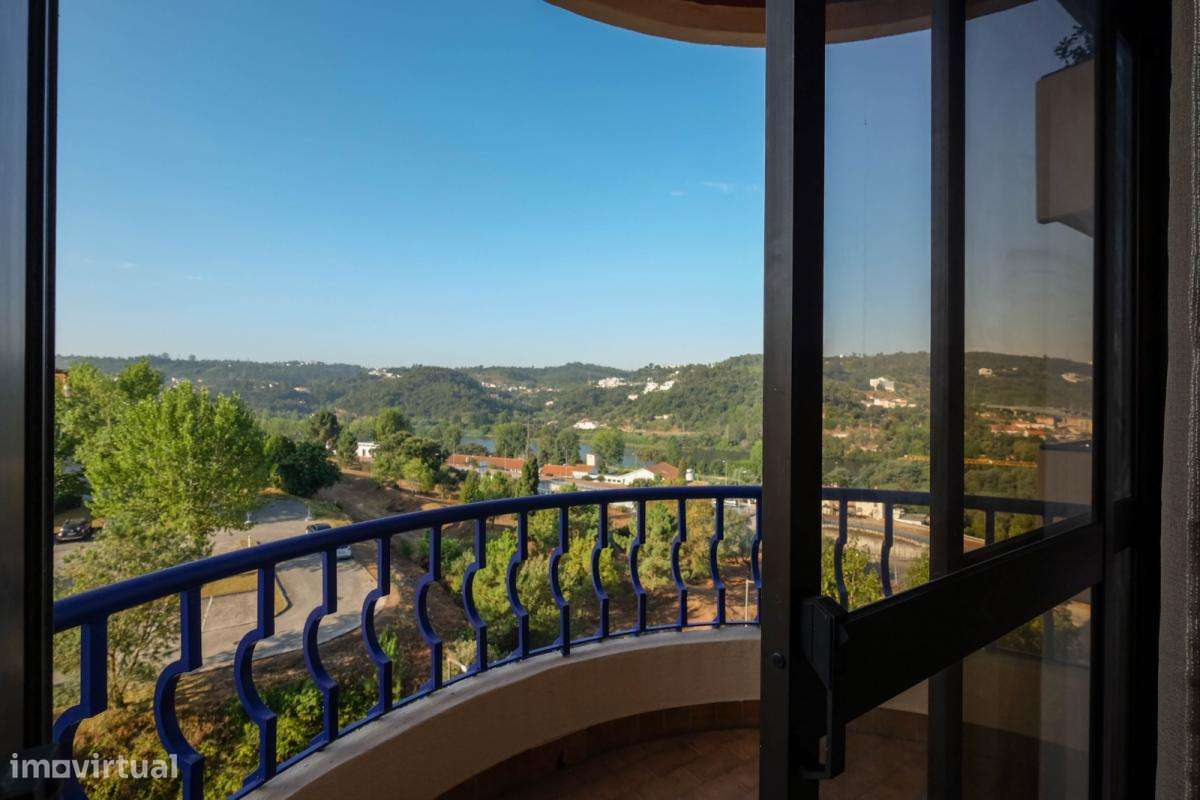 Quarto - localizado em Nogueiras Coimbra - Grande imagem: 3/9