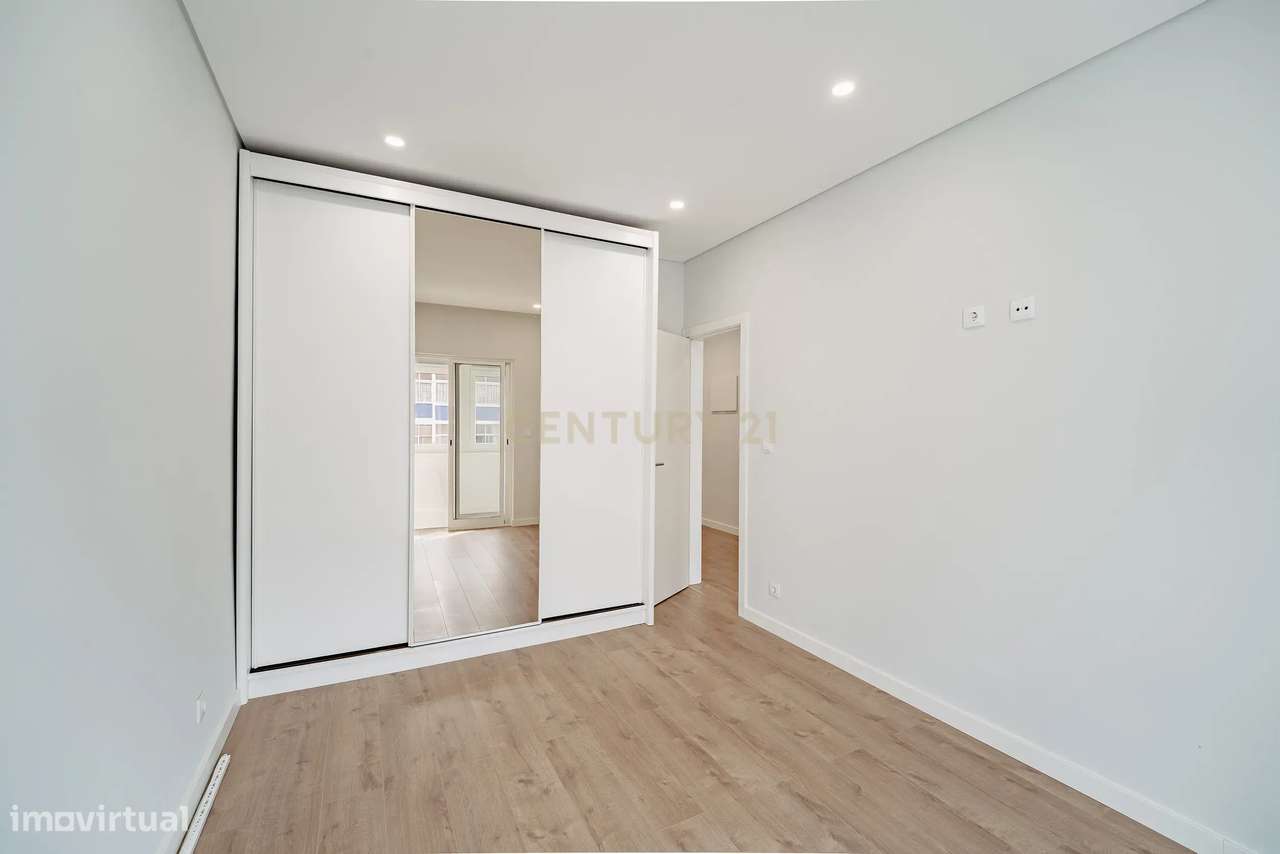 Apartamento T2 Cova da Piedade – Excelente Localização-5