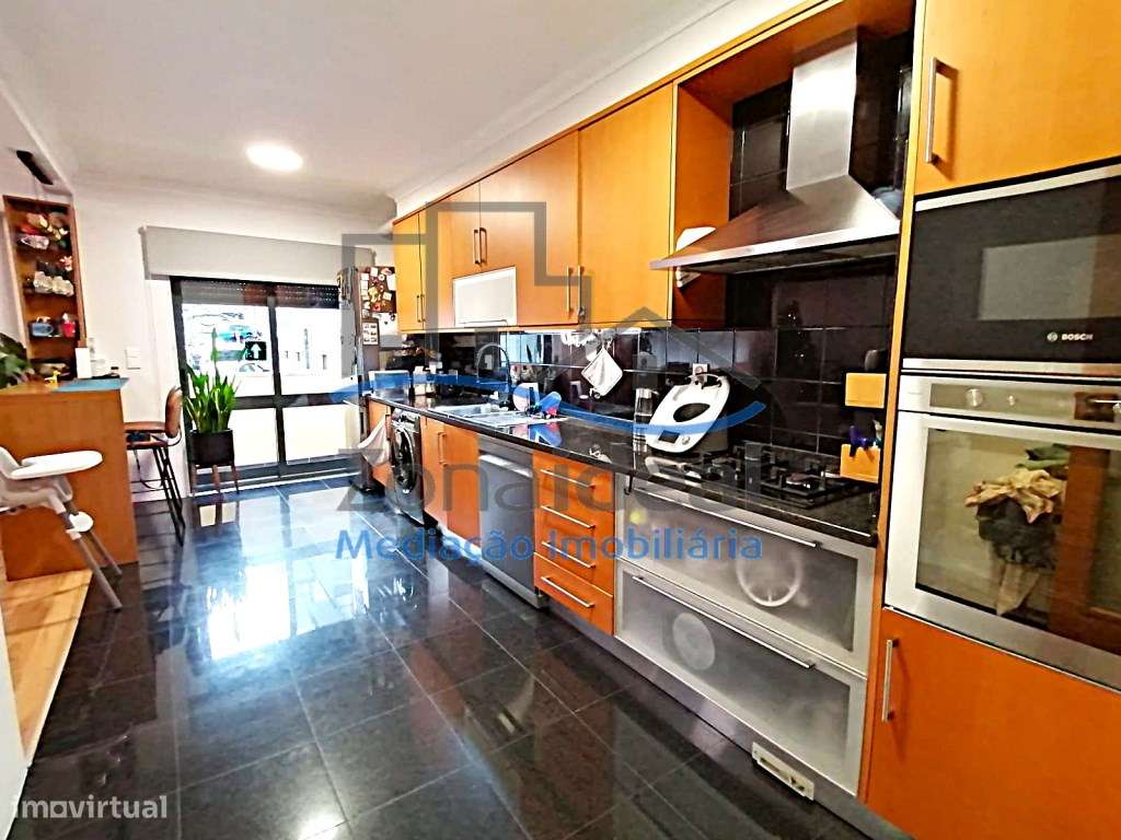 Apartamento T3 com terraço, 2 parqueamentos - Condomínio Top Reside...-7
