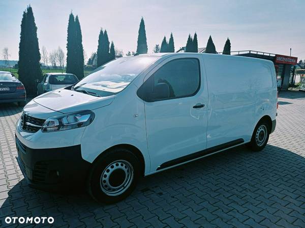 Opel Vivaro - 1