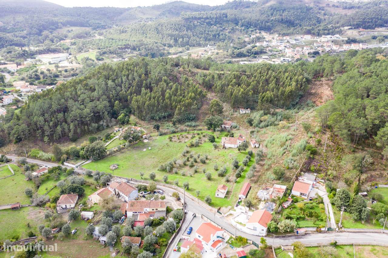 OPORTUNIDADE FANTÁSTICA | QUINTA | 3 HECTARES | LOUSA | RUÍNA | 184 M2 - Grande imagem: 5/39