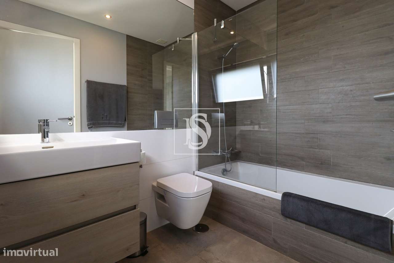 Fantástica moradia T3-26