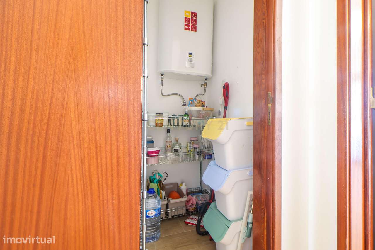T3 Remodelado em 2024 | Pronto a Habitar | Vendas Novas-31