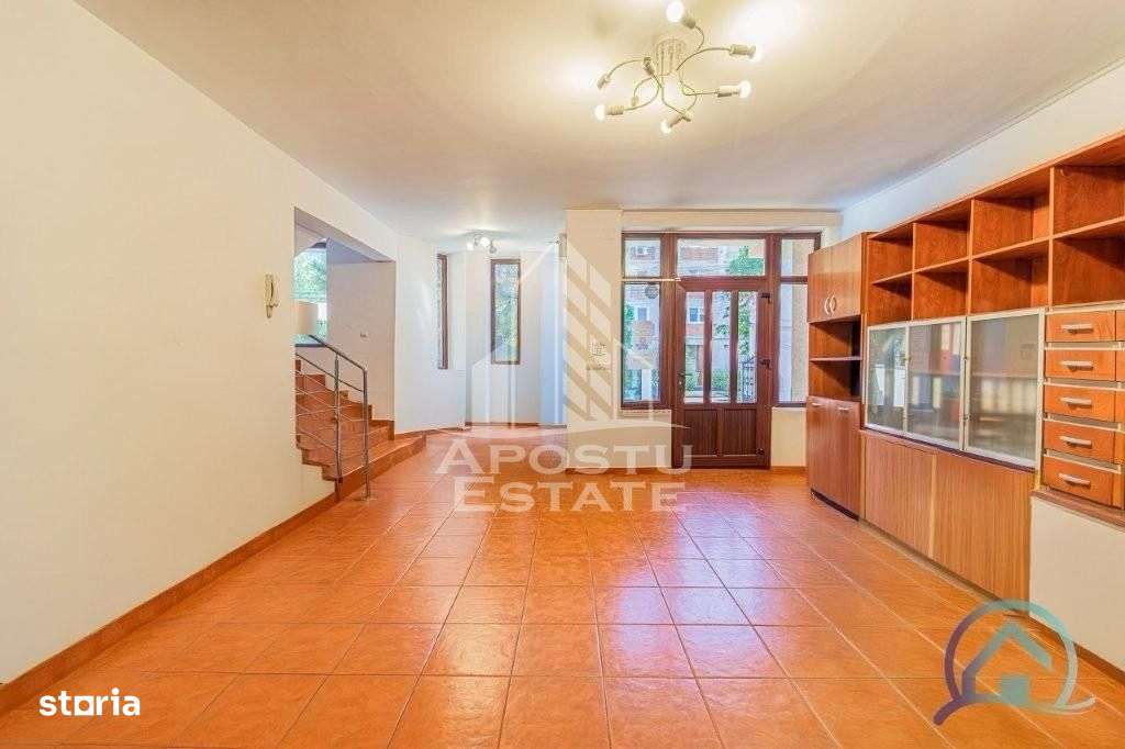 DE VÂNZARE Casa individuala cu poziție și vizibilitate - Imagine principală: 4/20