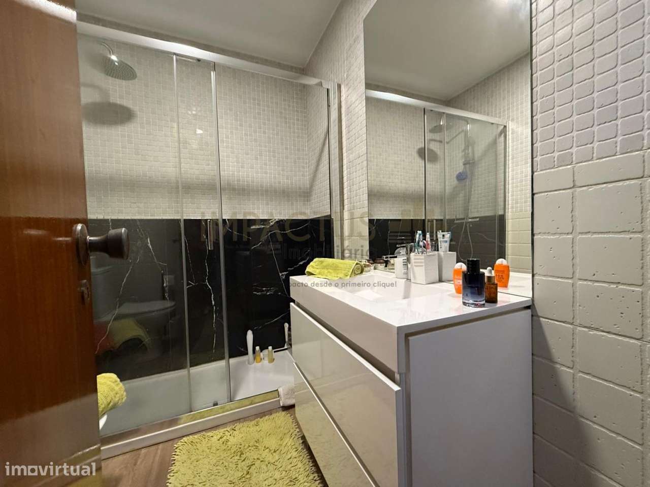Apartamento T2 com garagem no centro-16