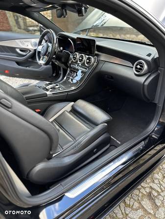 Mercedes-Benz Klasa C AMG 63 S Coupe AMG Speedshift MCT 9G - 29