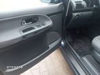 Volkswagen Sharan 1.8T Comfortline - 9