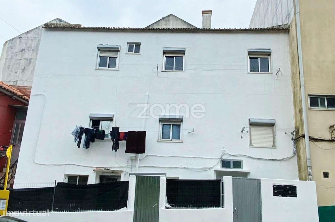 Oportunidade! Prédio em Propriedade total na Amadora. - Grande imagem: 4/15