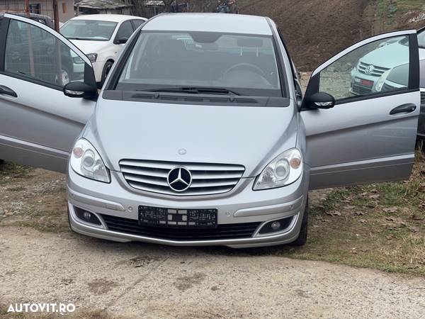 Mercedes-Benz B 170 Autotronic - 17