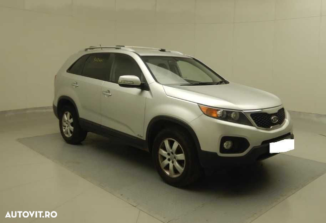 Dezmembrari/Dezmembrez Kia Sorento 4X4 2.2 dCi Manual D4HB - 3