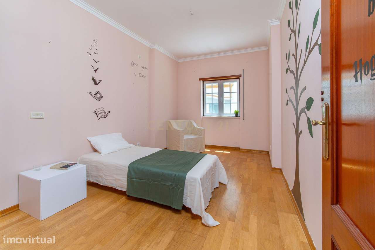 Apartamento T3 em Alcochete com garagem e arrecadação - Oportunidade Ú-21