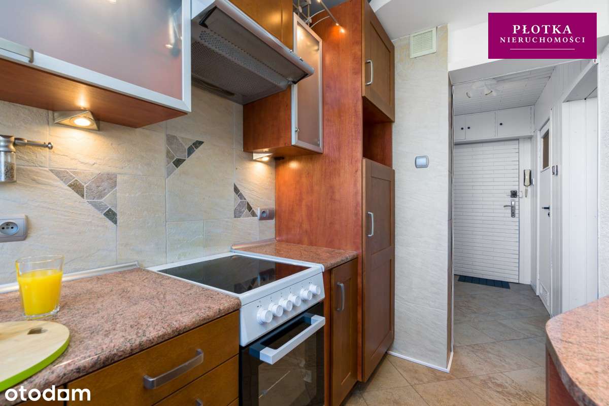 Łazarz 47m² 2 osobne pokoje+osobna kuchnia+balkon-10