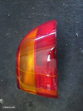 Farol Tras 0431128 HONDA CIVIC 1993 4P DRT - 1