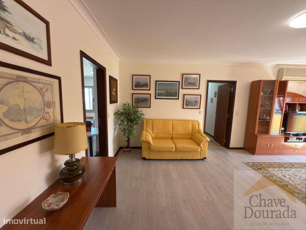 Apartamento T3 remodelado, com aparcamento - Figueira da Foz - Grande imagem: 5/27