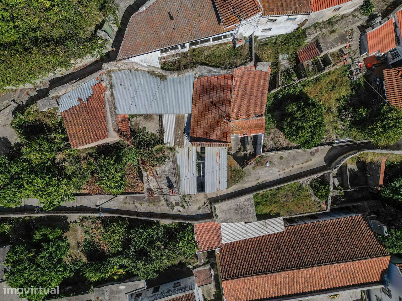 Casa para Recuperar em Montemor o Velho - 4 Quartos, 166m² - Grande imagem: 4/60