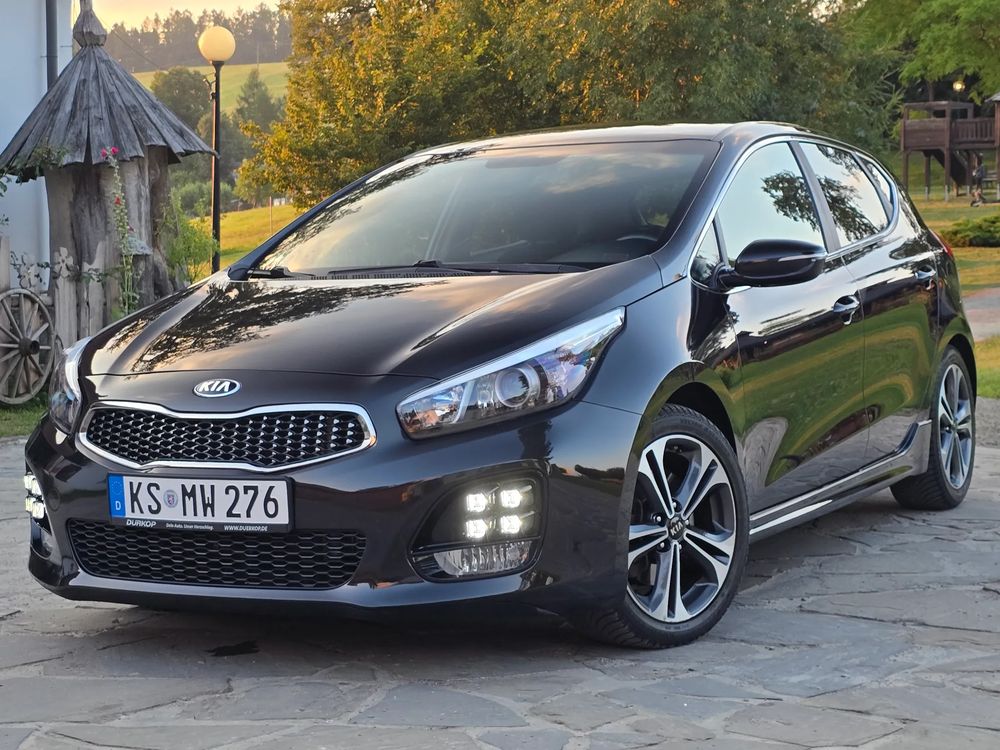 Kia Ceed II (2012-) 1.6 CRDi DCT GT Line 2017