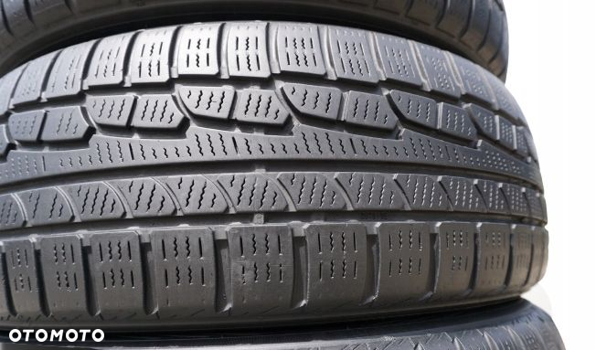 Nokian WR G2 Sport Utility 215/60R17 100V Z9 - 6