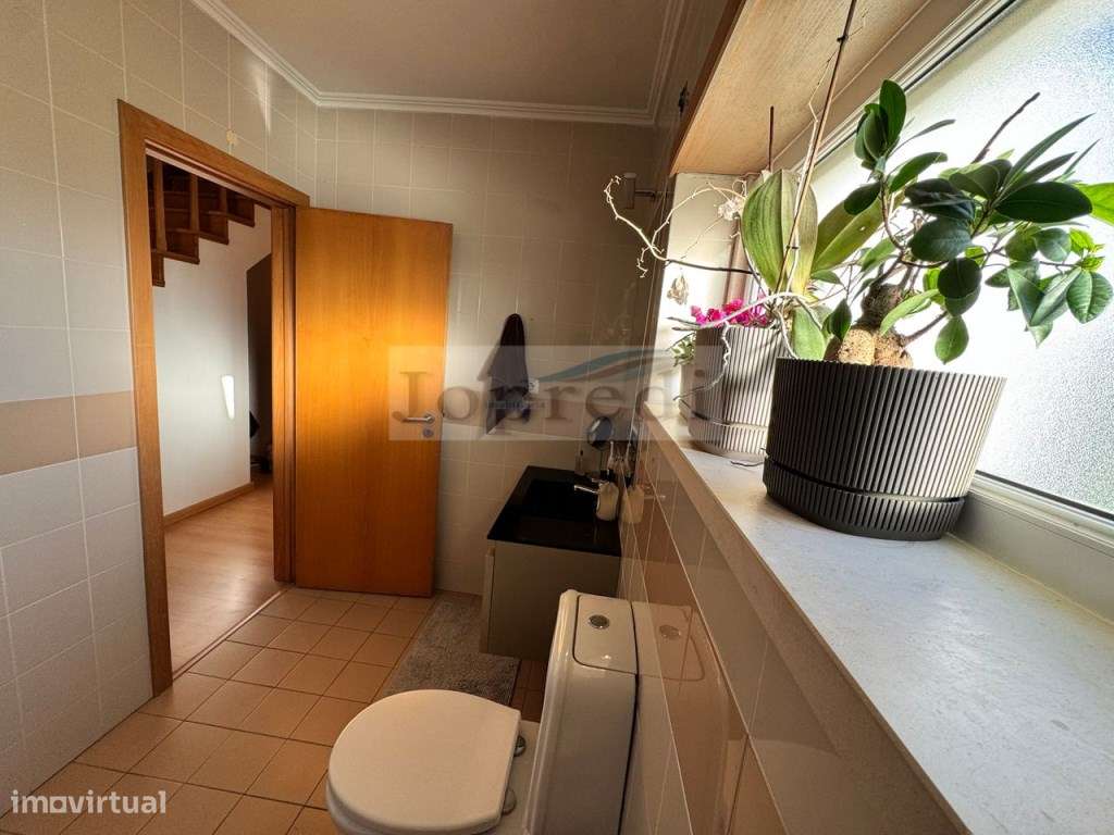 Apartamento Duplex T3+1 em Condomínio Fechado com piscina.-25