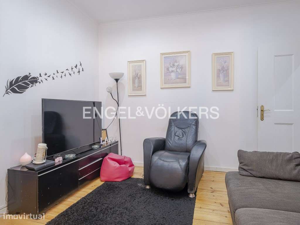 T4+1 c/ vistas perto do Marquês de Pombal - Grande imagem: 3/30