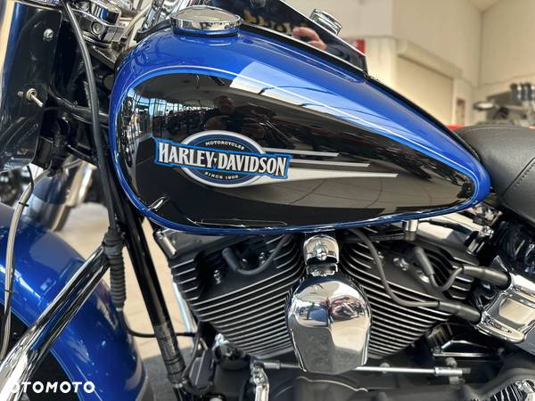 Harley-Davidson Softail Heritage Classic - 16