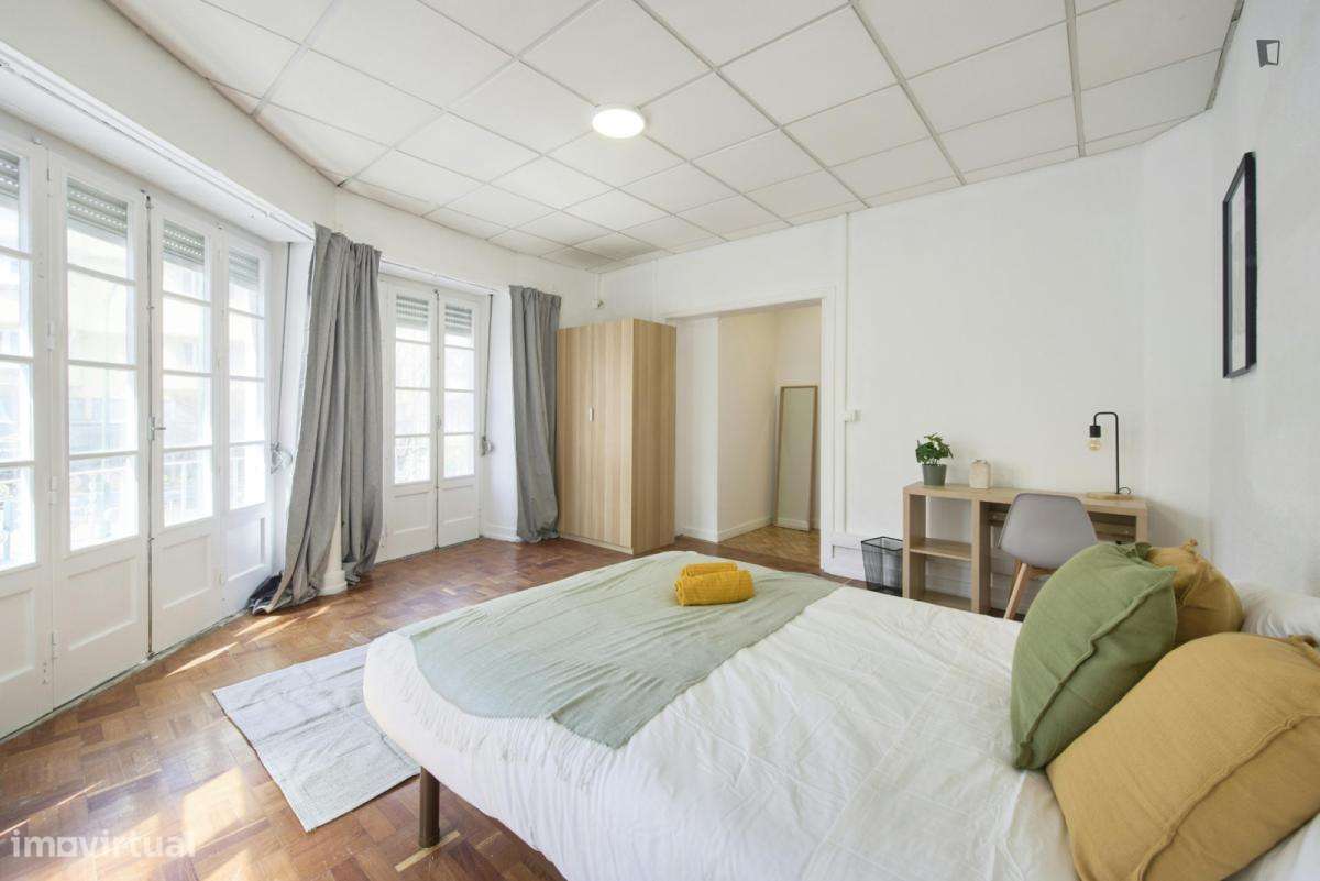 Quarto - localizado em Avenida da Liberdade Lisbon - Grande imagem: 5/7