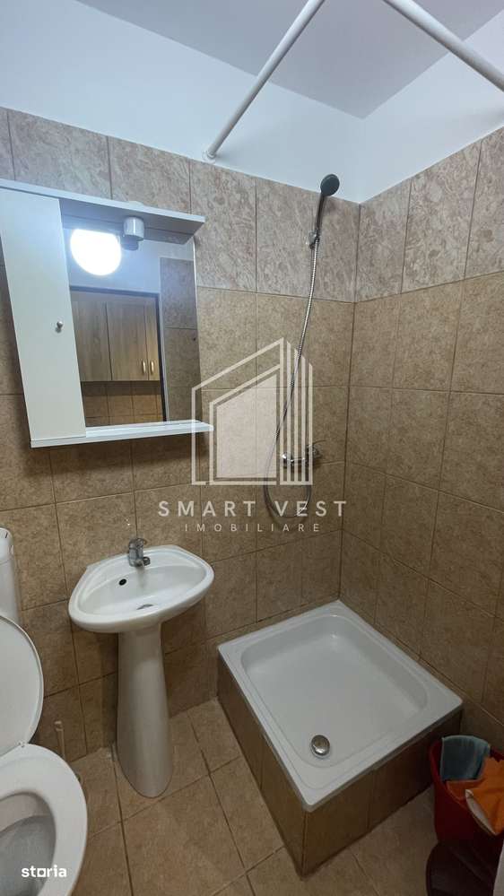 Garsoniera de vânzare | Zona Micro 17 | Etajul 4 - Imagine principală: 4/5