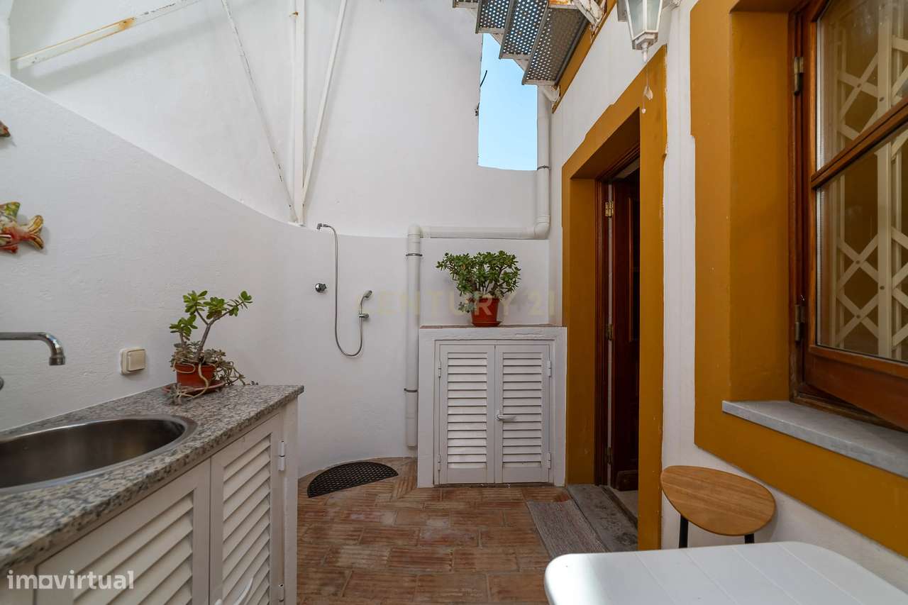 Moradia de Charme T2+1 no Centro Histórico de Tavira-14