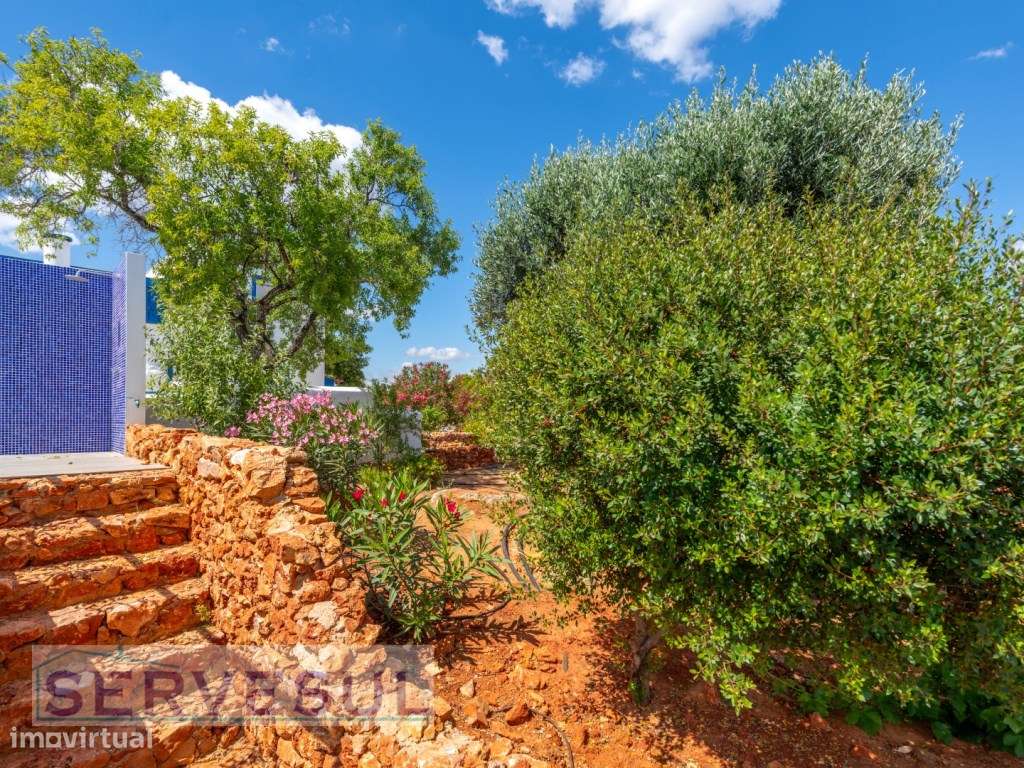 Luxuosa Moradia de luxo de 2 andares composta por 4 quartos, com um...-52