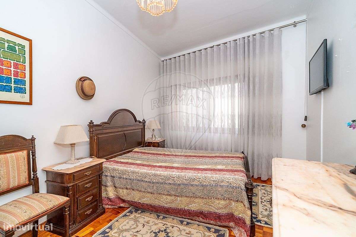 Moradia T4 para venda-18